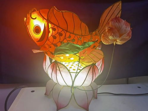 花燈映童心，非遺傳薪火——何氏藝術燈彩傳承人校園行